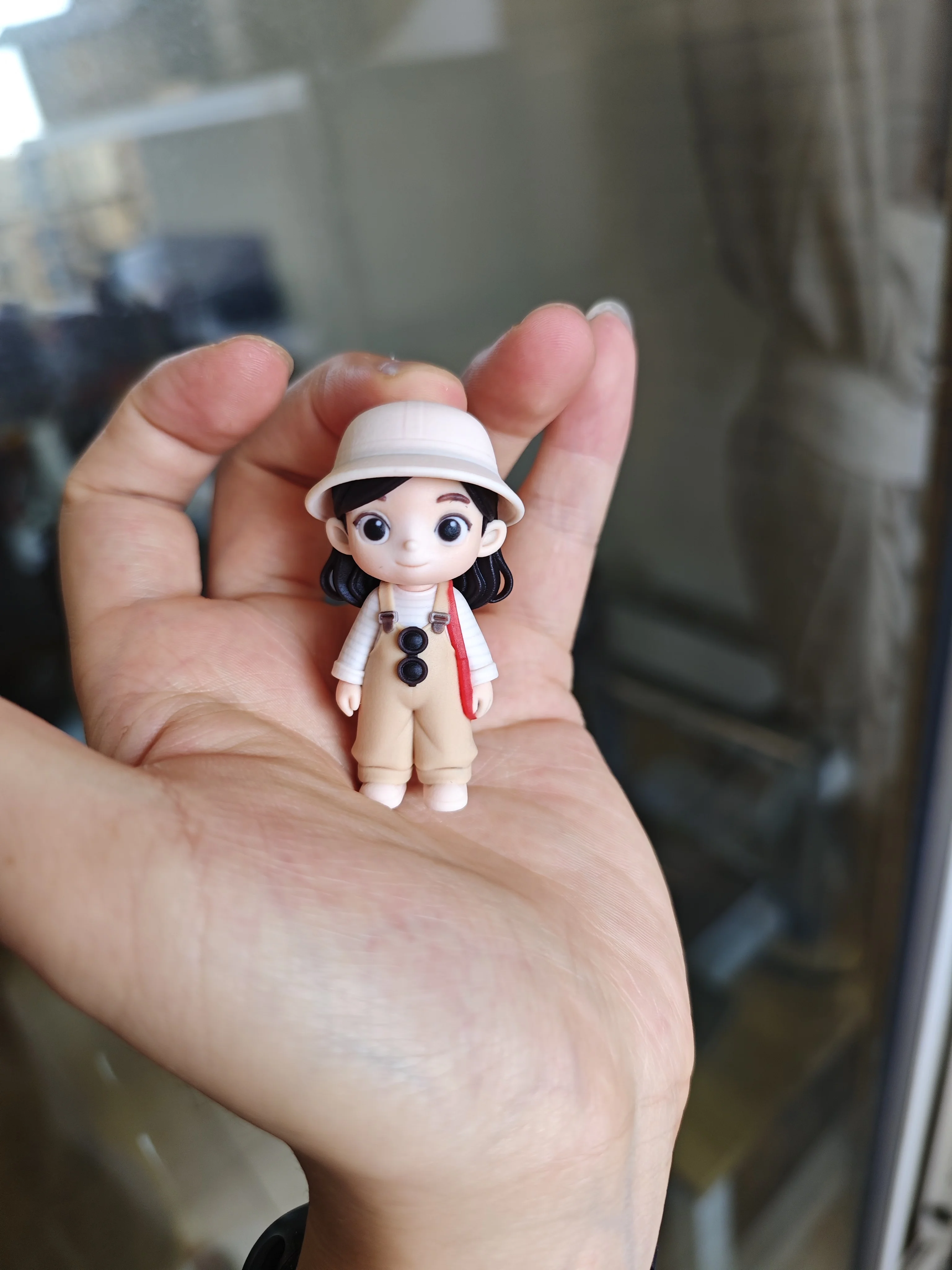 Photo 2 Figure photo review